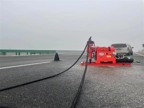 井研马路路基路面开裂下沉注浆加固灌浆