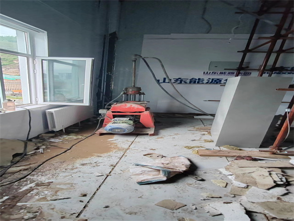 井研地基基础下沉墙体裂缝加固注浆顶升施工